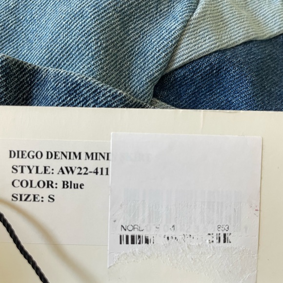 Sea New York Diego Patchwork Denim Mini Skirt, Small. - Picture 10 of 11